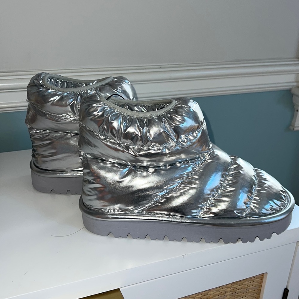H&M Metallic Silver Puffer Boots